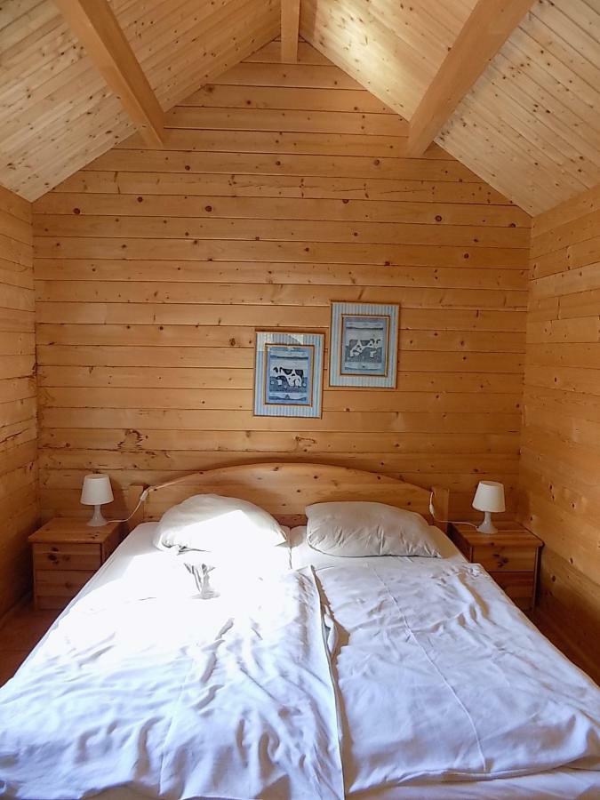 Himmelpfort Ferienhaeuser Am Eichberg Villa Fürstenberg-Havel Buitenkant foto